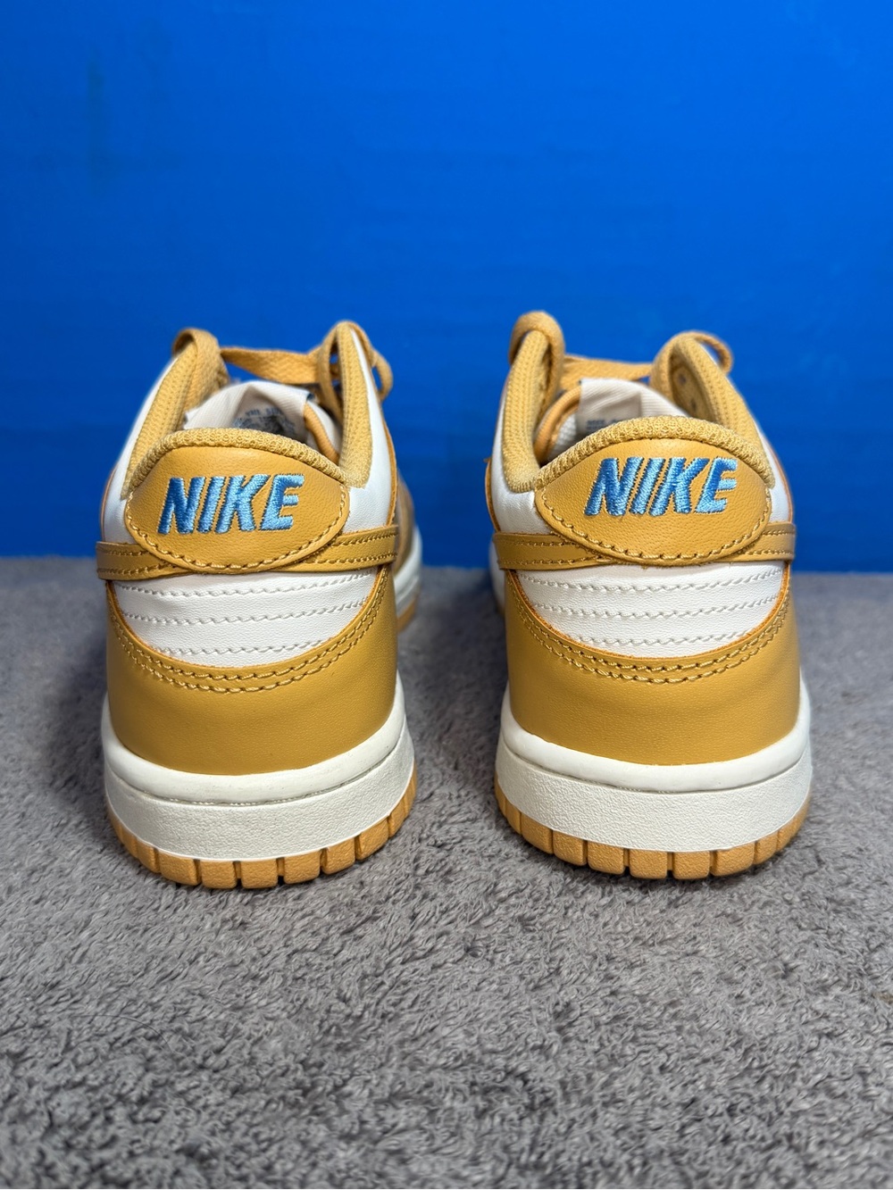 Nike
Dunk gs
Brand new - Picture 3 of 6